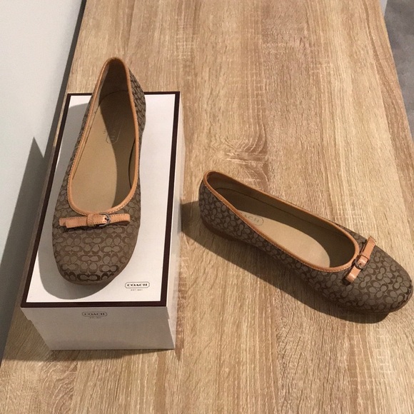 Coach crystal monogram flats. USED. Womens size 9.0. - Picture 1 of 10